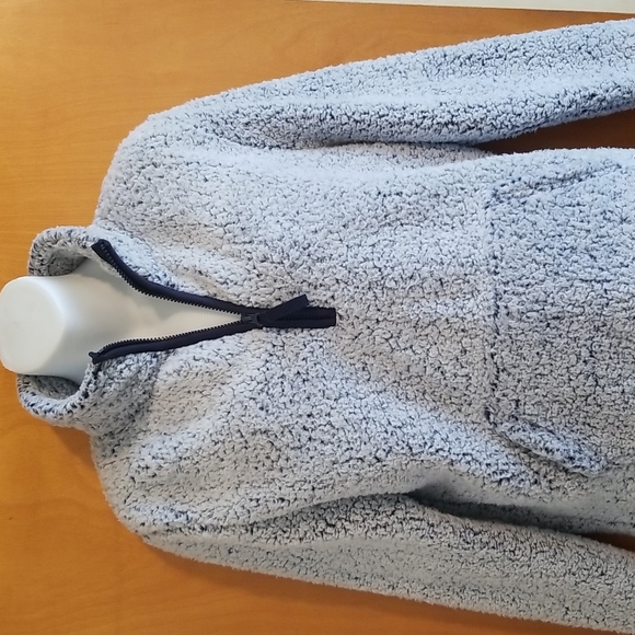 NEW Serra Ladies Quarter Zip Sherpa Pullover Pouch Pocket Size Small - Picture 3 of 10